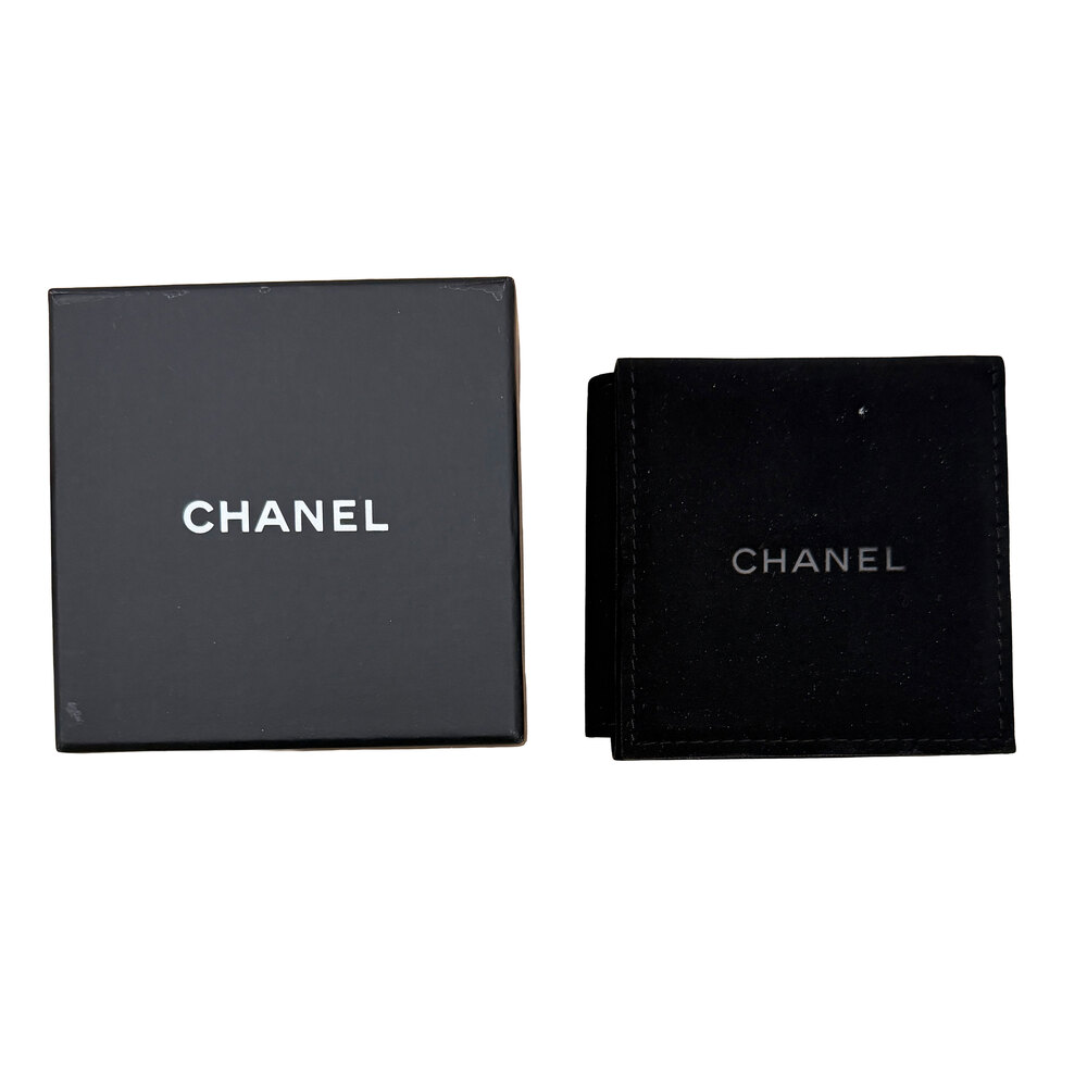 Chanel Gold-Plated  2018 Faux Pearl Anchor Earrings - Picture 5 of 5